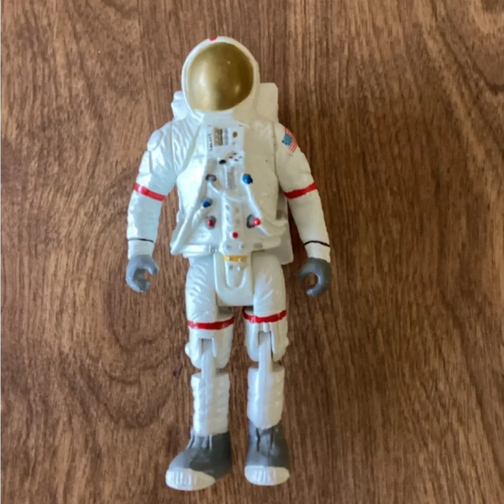 NASA - Space Voyager - Apollo Astronaut - 1998 APII (RARE)